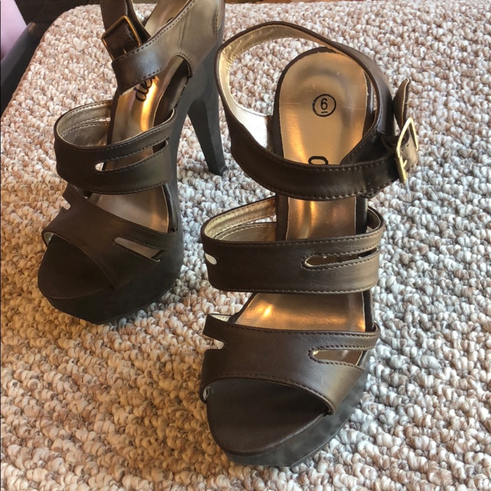 Deb Sandals